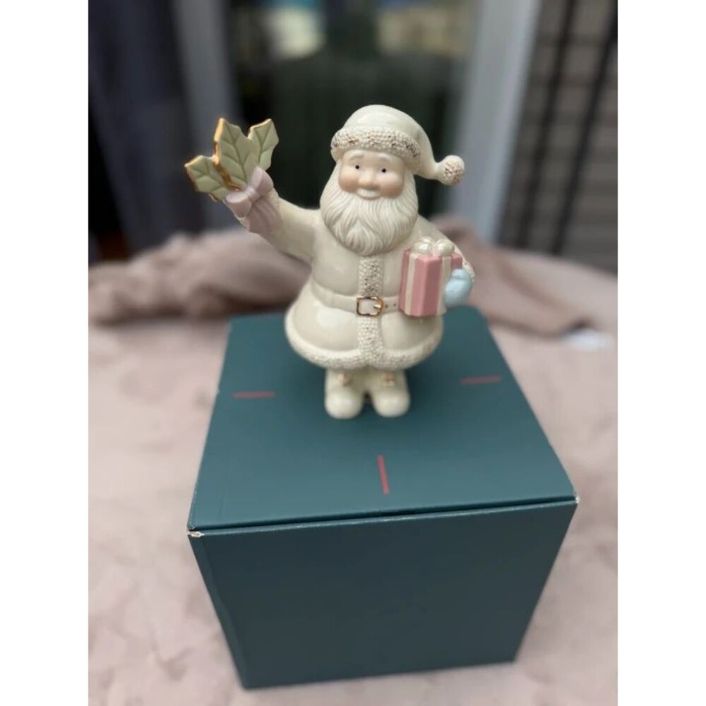 Lenox Ivory Porcelain Santa Figurine Pink Gift Box & Holly 7.5”